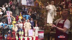 Papa Francesco, a Napoli spopola la statuetta del presepe