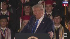 Trump: "La gente di internet prima mi odiava, adesso mi bacia il c**o"