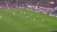 Il Bayern va sotto, rimonta poi viene beffato: titolo ancora rimandato
