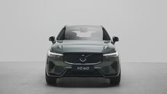 Volvo XC60 2025: come cambia con il restyling