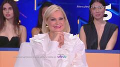 L'Isola dei Famosi: mercoledì 21 maggio, in prima serata su Canale 5 L'Isola dei Famosi: mercoledì 21 maggio, in prima serata su Canale 5