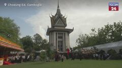 Cambogia, studenti rievocano i sanguinosi crimini commessi dai Khmer Rossi