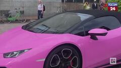 Wanda Nara e il divorzio da Icardi: la showgirl in tribunale su una Lamborghini rosa