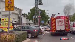 Israele, i primi soccorsi nei siti colpiti dai missili iraniani
