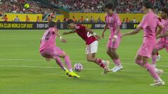 Guarda il rigore per l'Al Ahly con gli occhi dell'arbitro