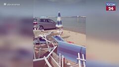 Alba Adriatica, tragedia sfiorata: auto sbanda e finisce in spiaggia