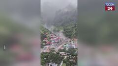 India, violento nubifragio nel distretto di Uttarkashi: fango travolge un villaggio