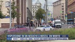 Breaking News delle 14.00 |  Esplosione in un negozio a Mosca, un morto