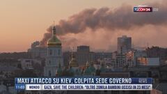 Breaking News delle 11.00 | Maxi attacco su Kiev, colpita sede governo