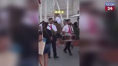 Molfetta, musicista aggredito durante la festa patronale: colpito da un passante