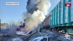 Russia, treno in fiamme dopo lo scontro con un camion a un passaggio a livello