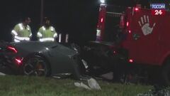 Orlando, Lamborghini si schianta sotto un camion: auto distrutta