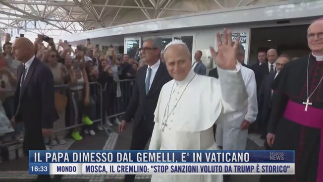 Breaking News delle 16.00 | Il Papa dimesso dal Gemelli, è in Vaticano Libero TV