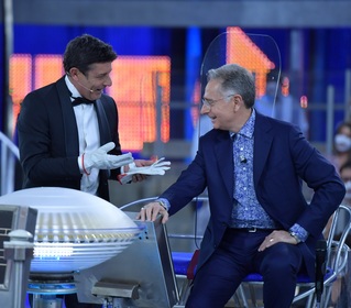 Con Paolo Bonolis e Luca Laurenti Con Paolo Bonolis e Luca Laurenti