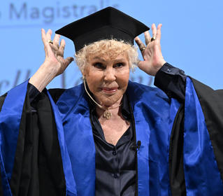 Ornella Vanoni laureata honoris causa Ornella Vanoni laureata honoris causa