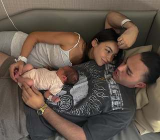 Ernia e Valentina Cabassi sono diventati genitori Ernia e Valentina Cabassi sono diventati genitori