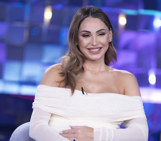 Anna Tatangelo, l'intervista in 100 secondi